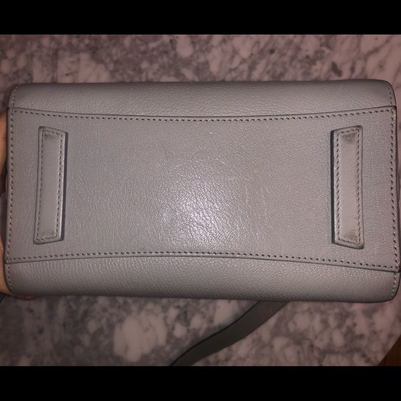 MINI ANTIGONA BAG IN GRAINED LEATHER - Picture 5 of 7